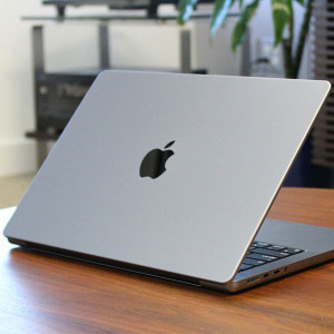 Apple MacBook Air Retina 12-Inch Laptop